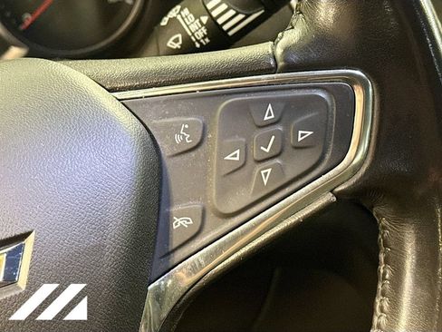 Used 2021 Chevrolet Equinox LT AWD/4WD image 13