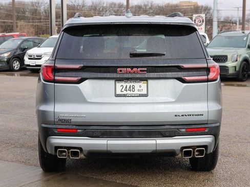 Used 2025 GMC Acadia Elevation FWD image 4