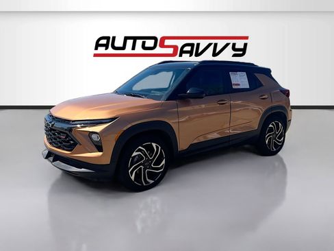 Used 2024 Chevrolet TrailBlazer RS w/ Convenience Package FWD image 3