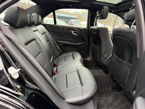 Used 2014 Mercedes-Benz E 350 4MATIC Sedan image 21