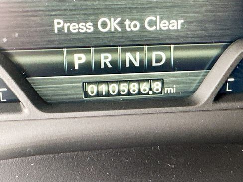 Used 2024 RAM 2500 Laramie w/ Safety Group image 19