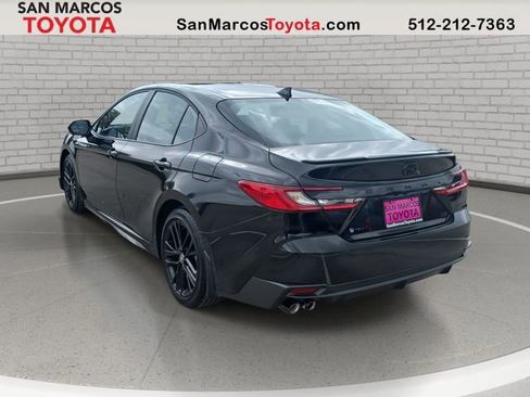 Used 2026 Toyota Camry SE w/ Convenience Package FWD image 8