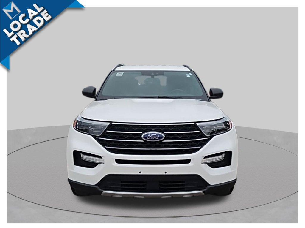 Used 2020 Ford Explorer XLT w/ Equipment Group 202A AWD/4WD image 2
