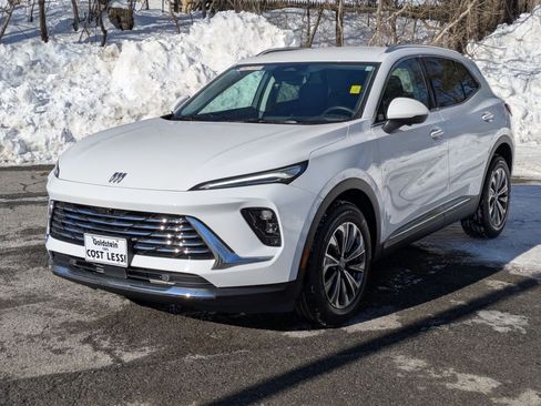 Used 2025 Buick Envision Preferred image 3