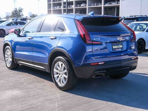 Used 2023 Cadillac XT4 Luxury w/ Driver Awareness Package FWD image 6