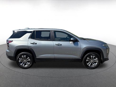 Used 2025 Chevrolet Equinox LT FWD image 15