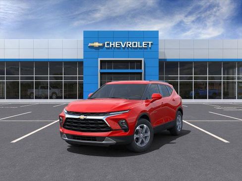 New 2025 Chevrolet Blazer LT w/ Convenience Package image 32