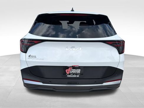 New 2026 Kia Sportage LX w/ LX Convenience Package FWD image 6