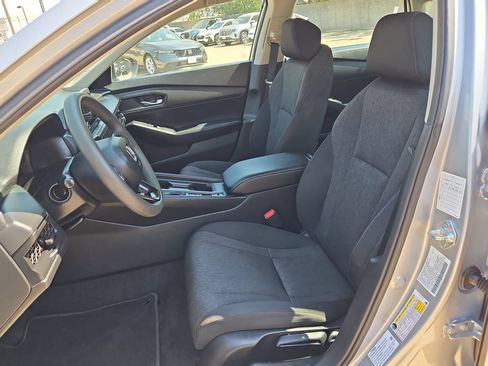 Used 2025 Honda Accord LX image 25