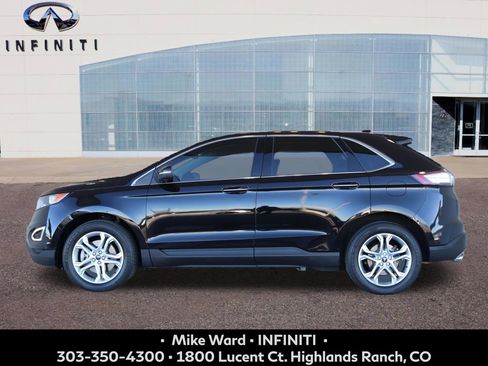Used 2017 Ford Edge Titanium image 2