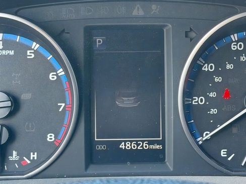 Used 2018 Toyota RAV4 XLE w/ Protection Package FWD image 23