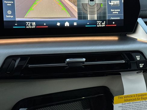 New 2026 BMW X1 xDrive28i w/ Convenience Package image 18