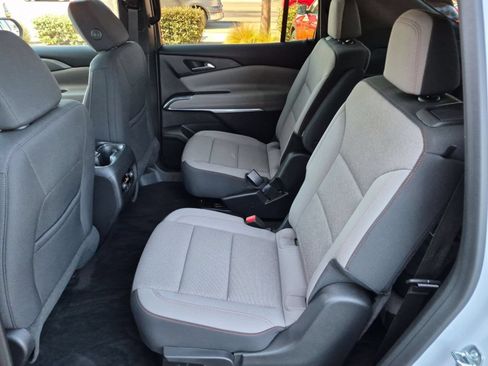 Used 2026 Chevrolet Traverse LT w/ Driver Confidence Package FWD image 24