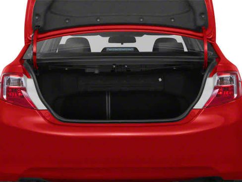 Used 2012 Toyota Camry LE image 13