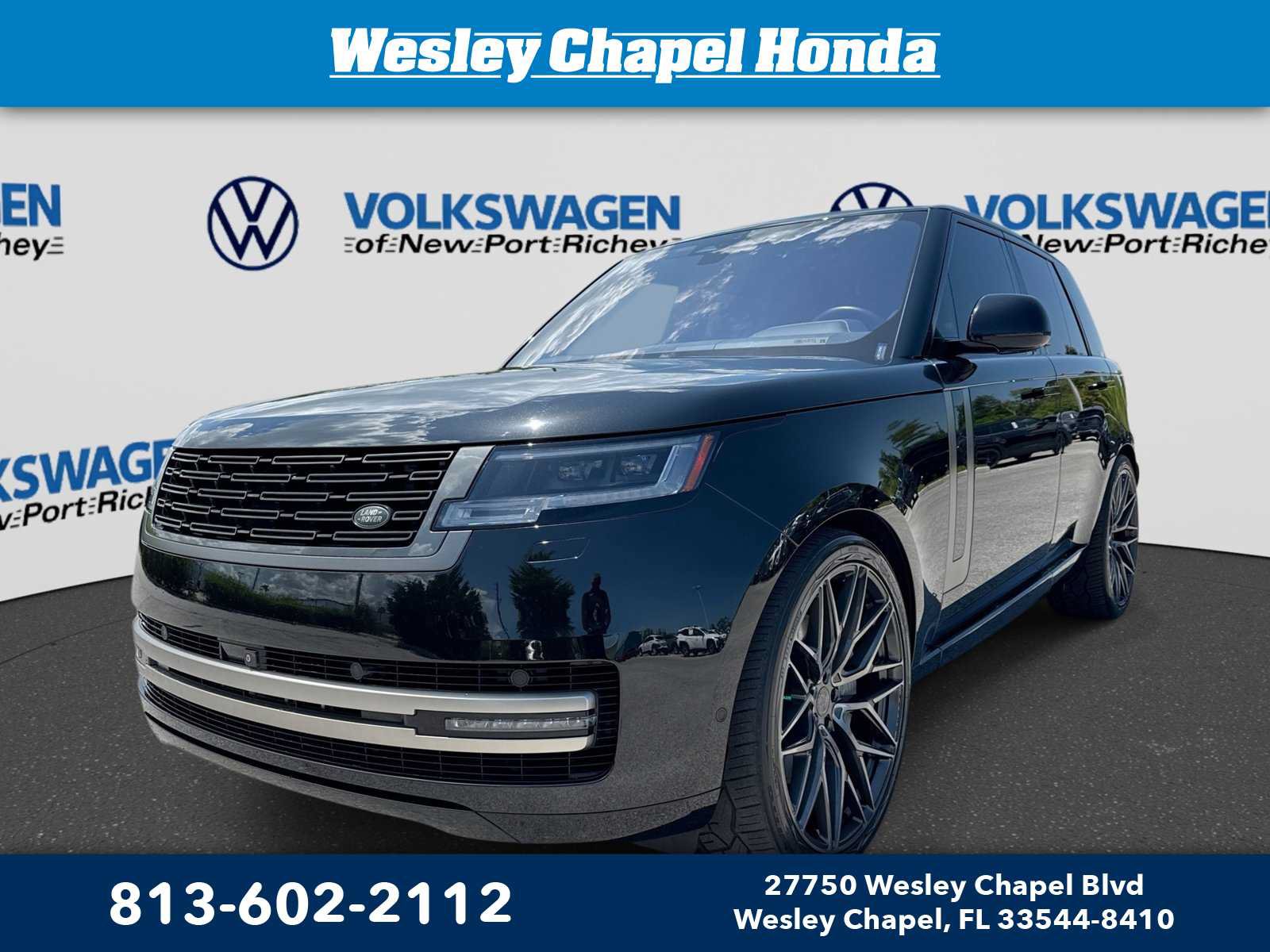 Used 2023 Land Rover Range Rover SE AWD/4WD image 1