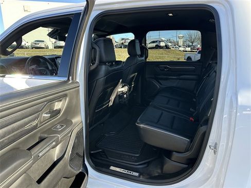 Used 2022 RAM 1500 Limited image 11