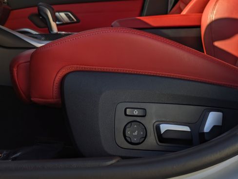 Used 2023 BMW M3 Competition image 26