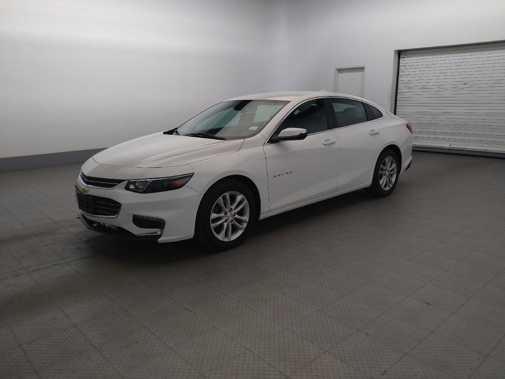 Used 2018 Chevrolet Malibu LT FWD image 2