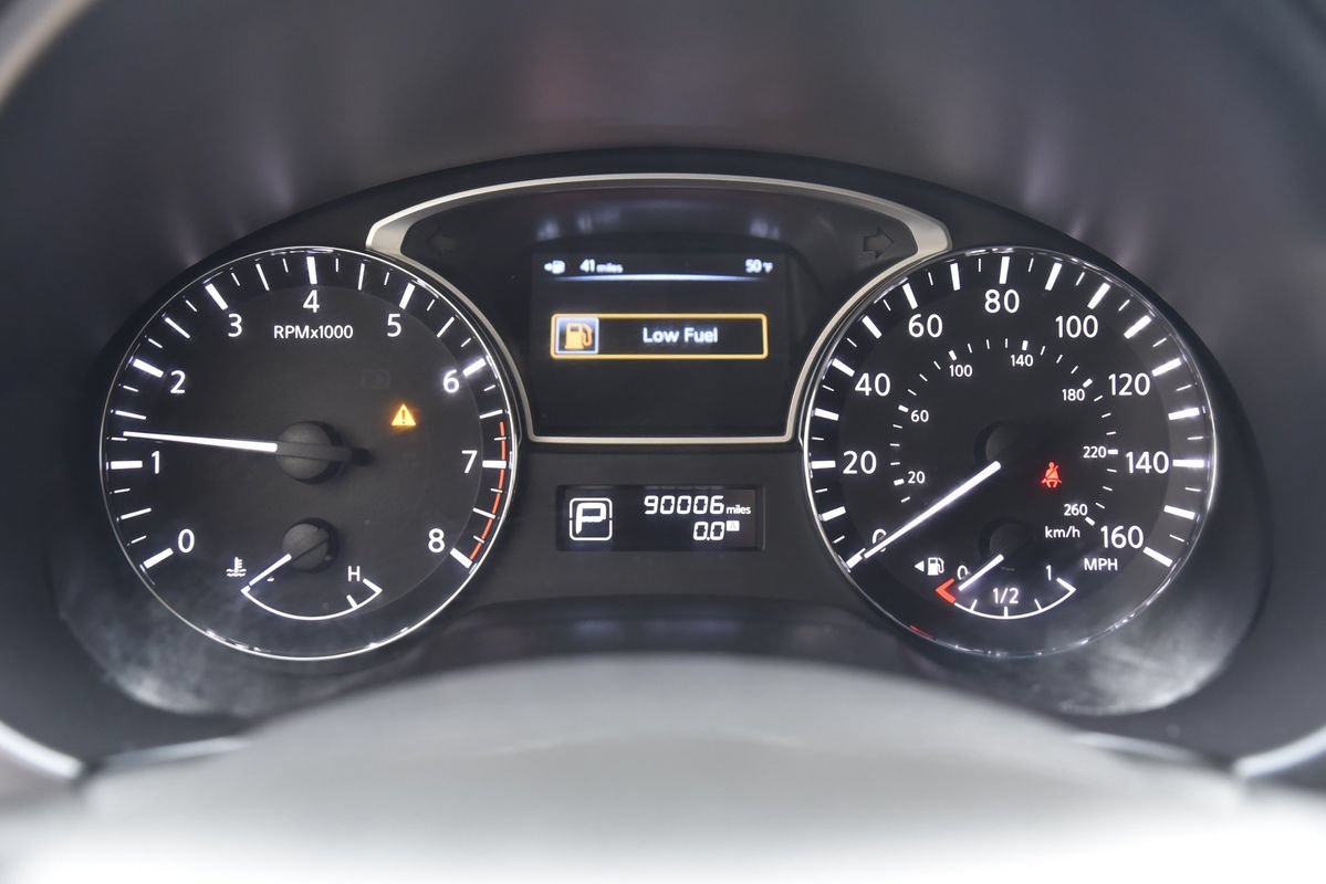 Used 2013 Nissan Altima 2.5 S FWD image 19