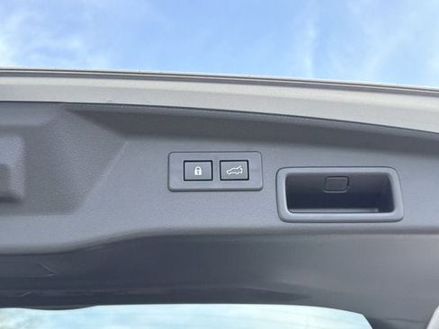 New 2026 Subaru Outback Premium image 16