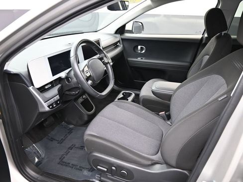 Certified 2024 Hyundai Ioniq 5 SEL image 10
