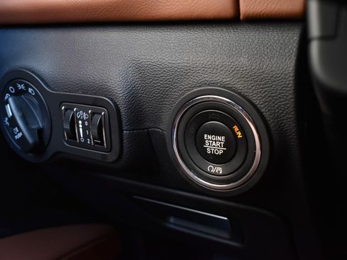 Used 2020 Maserati Ghibli RWD image 20