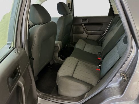 Used 2009 Ford Focus SE FWD image 27