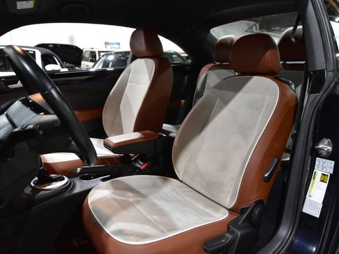 Used 2016 Volkswagen Beetle 1.8T S image 29