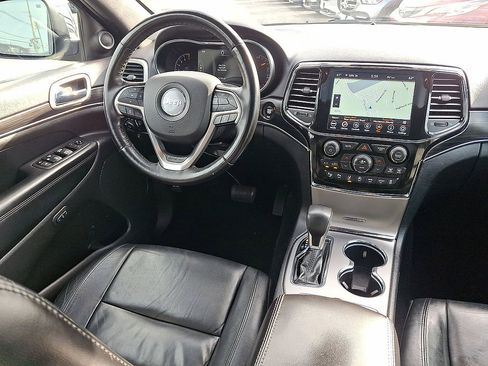 Used 2021 Jeep Grand Cherokee Limited AWD/4WD image 15