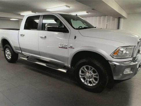 Used 2016 RAM 2500 Laramie image 2