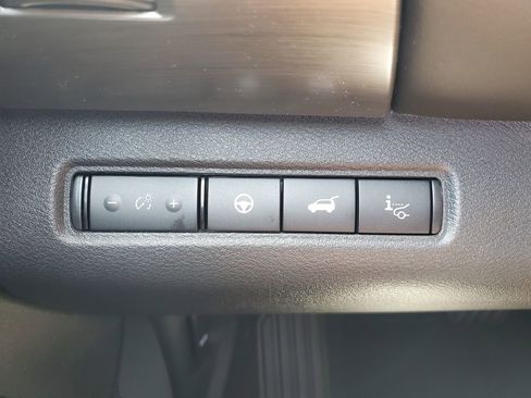 New 2025 Nissan Pathfinder Platinum image 29