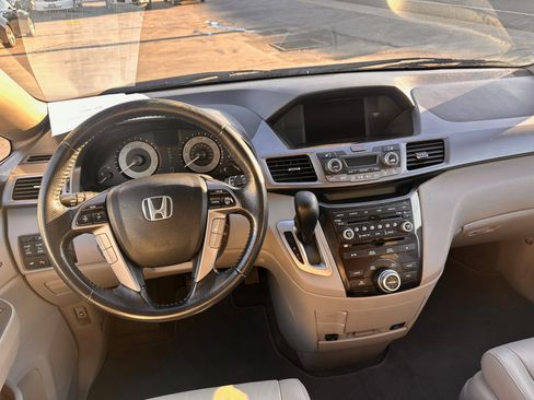 Used 2012 Honda Odyssey Touring image 8