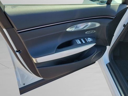 New 2026 Genesis GV70 2.5T Advanced w/ G1 Accessory Package AWD/4WD image 15