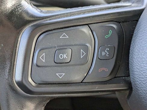 Used 2020 Jeep Wrangler Sport AWD/4WD image 28