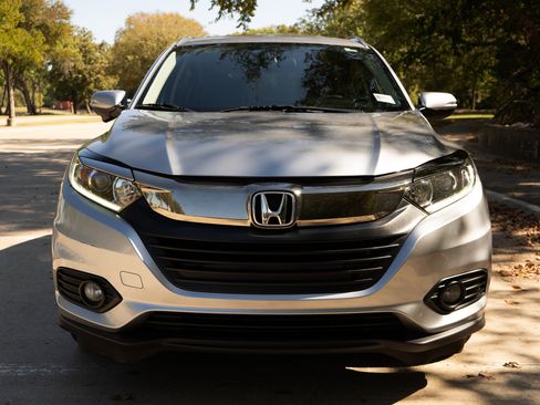 Certified 2022 Honda HR-V EX image 3