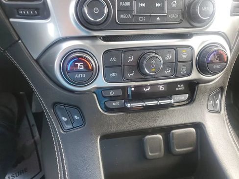 Used 2017 Chevrolet Tahoe LT AWD/4WD image 18