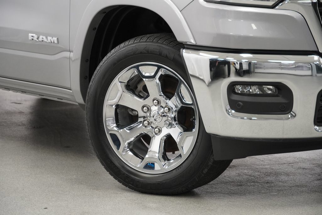 Used 2025 RAM 1500 Big Horn AWD/4WD image 8