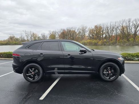 Used 2023 Jaguar F-PACE S image 6