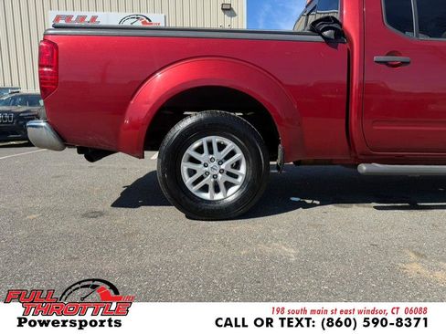 Used 2015 Nissan Frontier SV w/ SV Value Truck Package AWD/4WD image 26