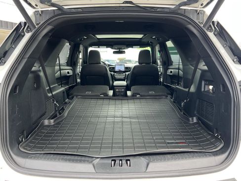 Used 2022 Ford Explorer ST-Line w/ Class IV Trailer Tow Package AWD/4WD image 53