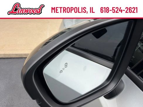 Used 2025 Nissan Murano Platinum w/ Cargo Package AWD/4WD image 17