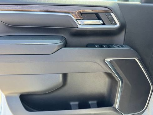 Certified 2025 Chevrolet Silverado 2500 LT w/ Convenience Package AWD/4WD image 18