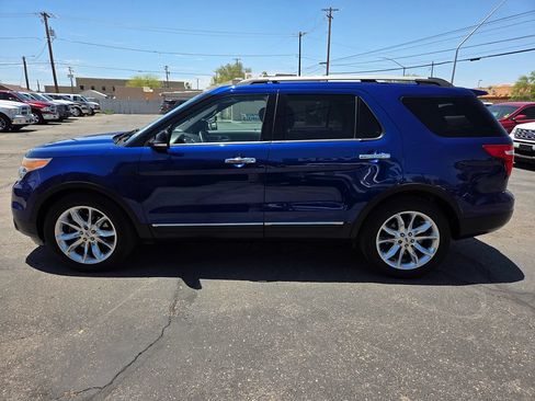 Used 2014 Ford Explorer XLT w/ Equipment Group 202A FWD image 14