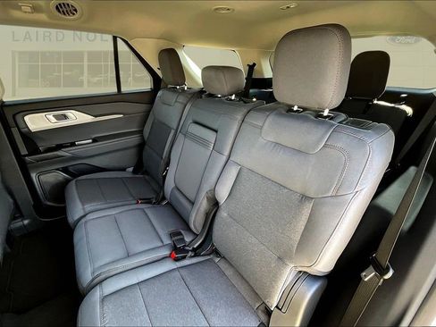 New 2026 Ford Explorer Active image 27