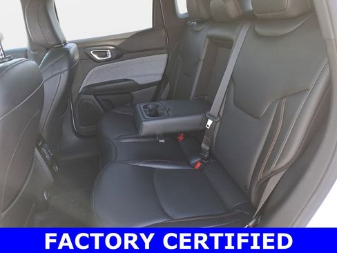 Certified 2023 Jeep Compass Latitude AWD/4WD image 14