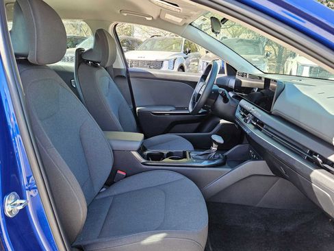 Certified 2025 Kia K4 LXS image 20