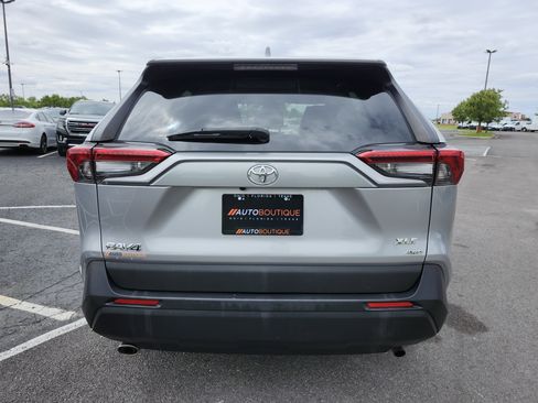 Used 2021 Toyota RAV4 XLE AWD/4WD image 15