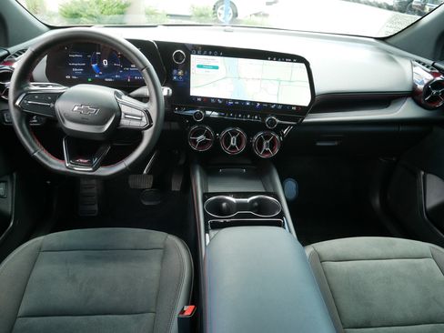 Used 2024 Chevrolet Blazer EV RS AWD/4WD image 10