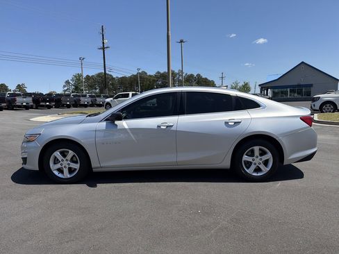 Used 2020 Chevrolet Malibu LS FWD image 21