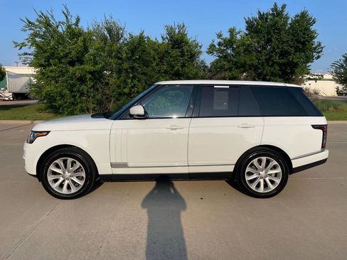 Used 2015 Land Rover Range Rover HSE image 9
